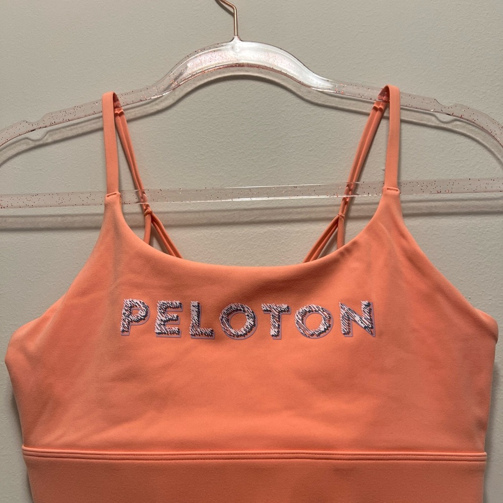 Peloton Women's Coral Sports Bra Size Medium